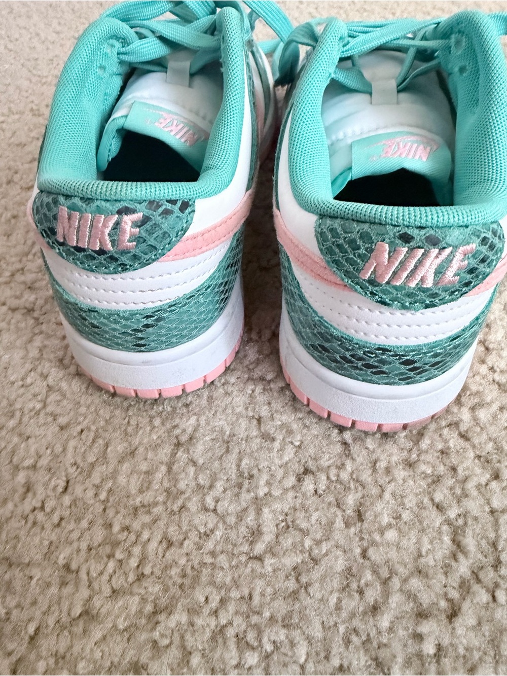 Nike Women’s Teal & Pink Low-Top Sneakers with White Panels - Picture 3 of 5